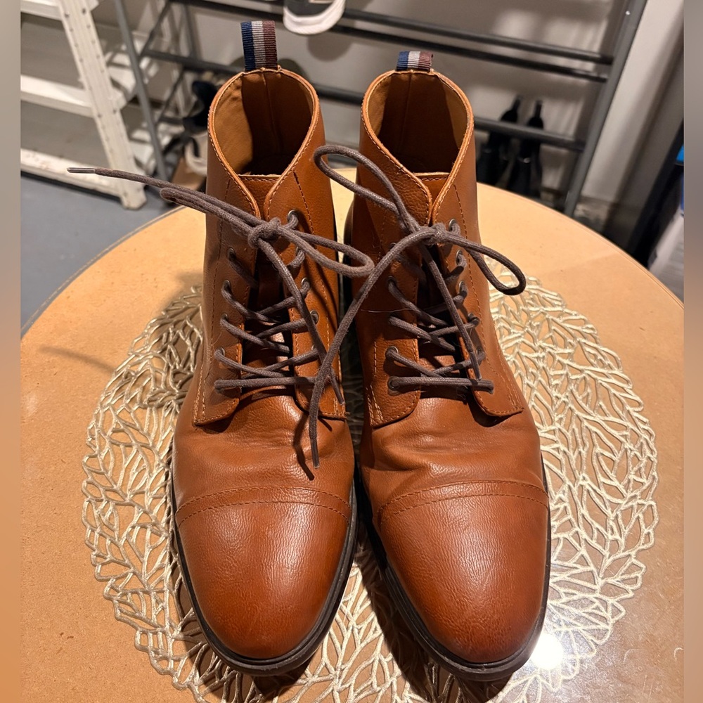 Call It Spring Men's Tan Leather Chukka Boots